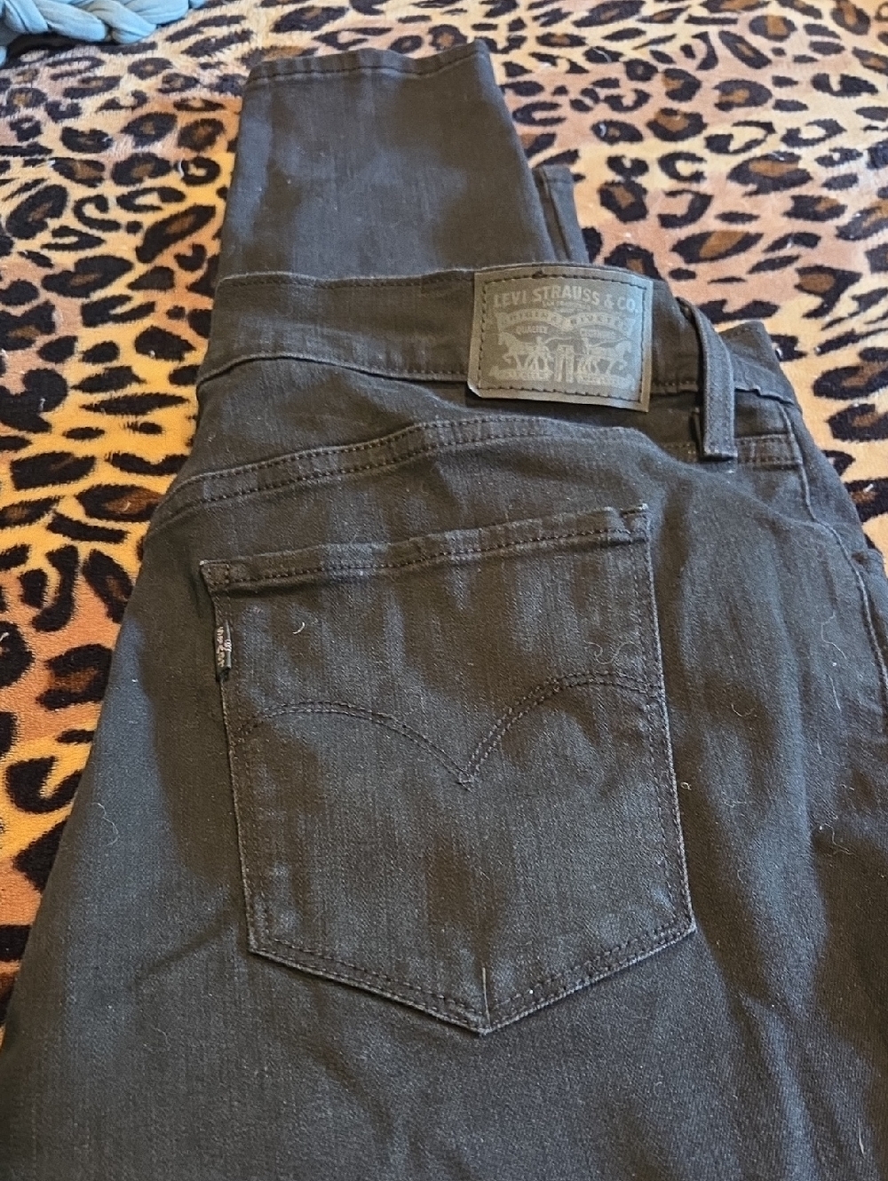 Levi's Men's Black Slim Straight Jeans